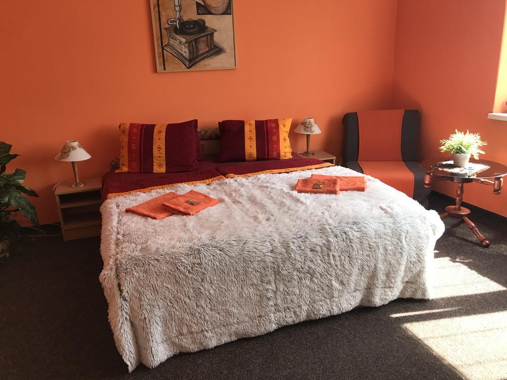 Hotel Bohemia Jičín Buitenkant foto