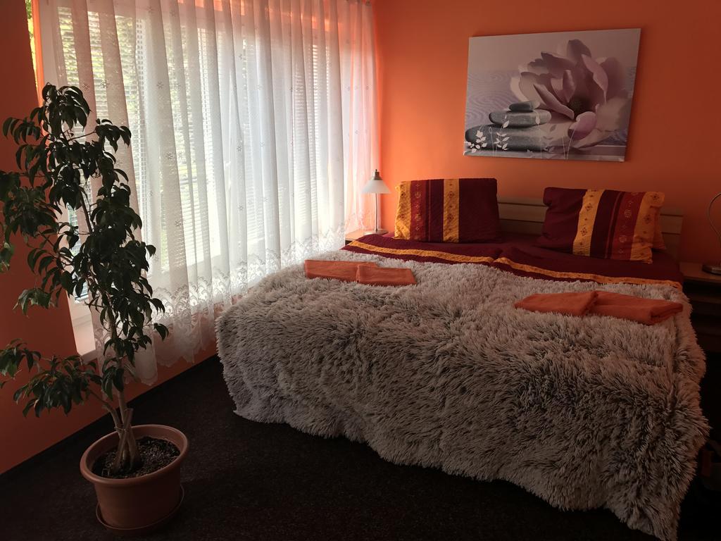 Hotel Bohemia Jičín Buitenkant foto