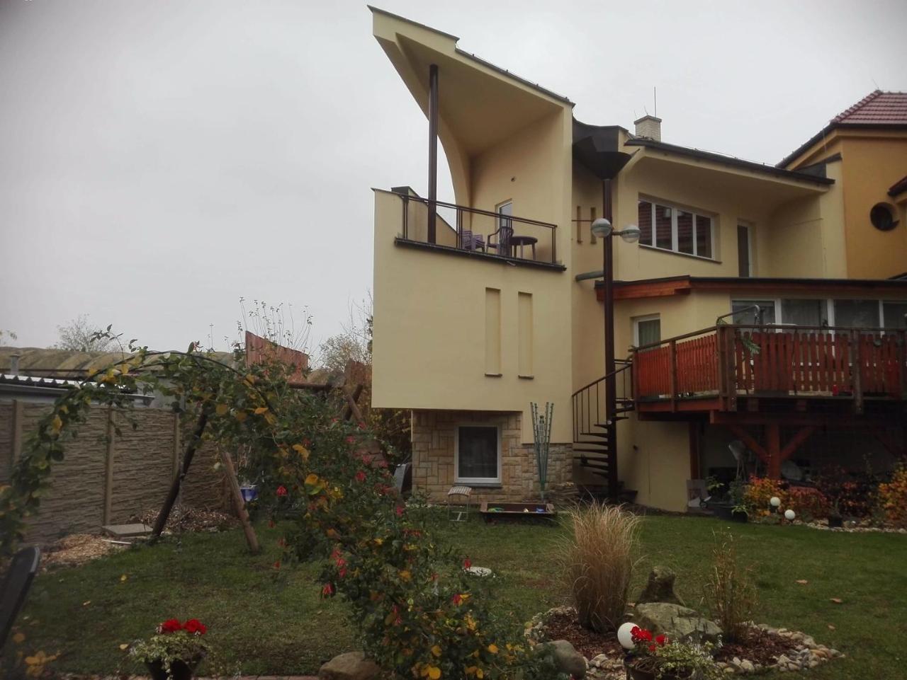 Hotel Bohemia Jičín Buitenkant foto